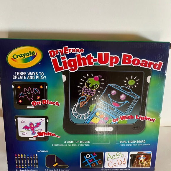 Crayola Dry Erase Light Up Board Dual Sided Drawing Toy NWB - Picture 1 of 7